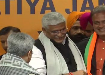 മുൻ ഇന്ത്യൻ ക്രിക്കറ്റ് താരം ദിനേശ് മോംഗിയ ബിജെപിയിൽ ചേർന്നു