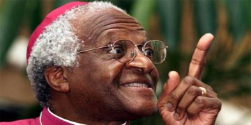 നൊബേല്‍ ജേതാവ് ആര്‍ച്ച് ബിഷപ് ഡെസ്മണ്ട് ടുട്ടു അന്തരിച്ചു