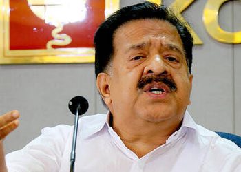 സര്ക്കാരിനോട് ആറ് ചോദ്യങ്ങളുമായി രമേശ് ചെന്നിത്തല