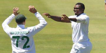 ദക്ഷിണാഫ്രിക്കക്കെതിരായ ആദ്യ ടെസ്റ്റ് ; ഇന്ത്യക്ക് ബാറ്റിംഗ് തകര്‍ച്ച