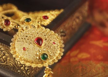 പിന്നോട്ടില്ലെന്ന് ആവർത്തിച്ച് സ്വർണം :  ഇന്നത്തെ സ്വർണ വില കുതിച്ചുയർന്നു