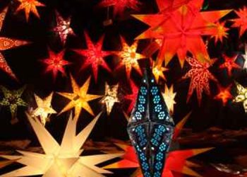 കൊച്ചി മെട്രോയിൽ ക്രിസ്മസ് സ്റ്റാർ നിർമ്മാണ മത്സരം 18ന്