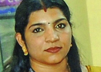 ‘ അപായപ്പെടുത്താന് ശ്രമം, വിഷം നല്കി ‘ ; പിന്നില് ആരെന്ന് വെളിപ്പെടുത്തുമെന്ന് സരിത