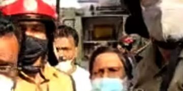 വടകരയിലെ തീപിടിത്തം :  സ്ഥലത്തെത്തിയ ഇ.കെ വിജയൻ എം.എൽ.എ കുഴഞ്ഞുവീണു