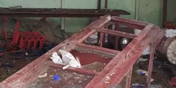 ചായക്കടയിൽ സ്ഫോടനം ;  ഒരാളുടെ കൈപ്പത്തി അറ്റു