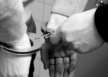 ശരീരത്തില്‍ പെട്രോളൊഴിച്ച് ആത്മഹത്യാ ഭീഷണി; പ്രവാസി യുവാവ് അറസ്റ്റില്‍