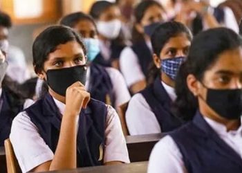 ഒമിക്രോൺ കേസുകൾ വർധിച്ചാൽ സ്‌കൂളുകൾ വീണ്ടും അടക്കേണ്ടി വരുമെന്ന് മഹാരാഷ്ട്ര മന്ത്രി