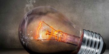 വൈദ്യുതി ബില്‍ കുടിശ്ശിക ;  മധ്യപ്രദേശില്‍ റവന്യൂമന്ത്രി ഒന്നാമത്