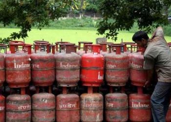 പാചകവാതകത്തിന്‍റെ തൂക്കം ബോധ്യമാക്കി ബിൽ നൽകണം – മനുഷ്യാവകാശ കമീഷൻ