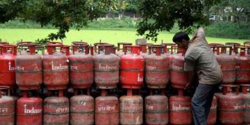 പാചകവാതകത്തിന്‍റെ തൂക്കം ബോധ്യമാക്കി ബിൽ നൽകണം – മനുഷ്യാവകാശ കമീഷൻ