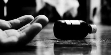 എൻ.സി.ബി ഉദ്യോഗസ്ഥരെന്ന് നടിച്ച് തട്ടിപ്പും ഭീഷണിയും ;  നടി ആത്മഹത്യ ചെയ്ത നിലയിൽ