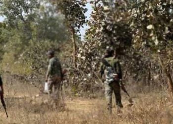 തെലങ്കാന – ഛത്തീസ്‌ഗഡ് അതിർത്തിയിൽ ഏറ്റുമുട്ടൽ ;  ആറ് നക്സലുകളെ കൊലപ്പെടുത്തി