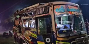 കൊല്ലം ചവറയില്‍ വാഹനാപകടം : നാലു പേര്‍ മരിച്ചു