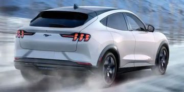 അവിശ്വസനീയമായ ആവശ്യക്കാര്‍ , ഈ വണ്ടിയുടെ ഉത്പാദനം മൂന്നിരട്ടിയാക്കാന്‍ ഫോര്‍ഡ് !