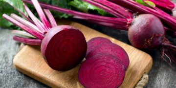 കണ്ണിന് ചുറ്റുമുള്ള കറുത്ത പാട് , ഇരുണ്ട ചുണ്ടുകൾ  ;  പരീക്ഷിക്കാം ബീറ്റ്റൂട്ട്  മാജിക്ക് !