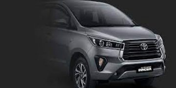 മുഖ്യമന്ത്രി പിണറായിയുടെ സുരക്ഷ അകമ്പടിക്ക് ഇനി കറുപ്പ് ഇന്നോവയും ; നാലു പുതിയ കാറുകള്‍ വാങ്ങി