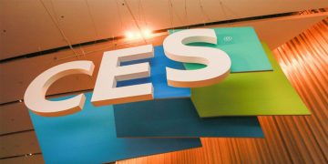 കൊവിഡ് വ്യാപനം ; ഈ ഷോ ഒഴിവാക്കി ബെന്‍സും ബിഎംഡബ്ല്യുവും