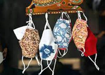 ഒമിക്രോണിനെ ചെറുക്കാന്‍ തുണികൊണ്ടുള്ള ഫാഷന്‍ മാസ്‌കുകള്‍ അപര്യാപ്തം ; മുന്നറിയിപ്പുമായി വിദഗ്ദ്ധര്‍