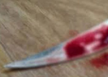 നടുറോഡിലിട്ട് ഭാര്യയെ വെട്ടി ; കൊല്ലത്ത് ഭര്ത്താവ് അറസ്റ്റില്