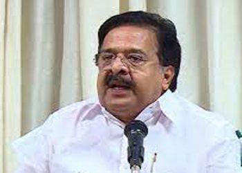 കേരളത്തിലെ ക്രമസമാധാന നില തകർന്നു ; പോലീസ് നിഷ്ക്രീയമെന്ന് രമേശ് ചെന്നിത്തല