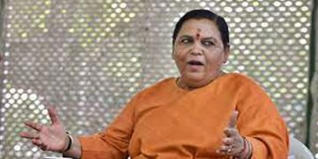 ട്രെയിനില്‍ ബോംബുണ്ടെന്ന സംശയവുമായി ഉമാ ഭാരതി ;  യാത്ര വൈകിയത് രണ്ട് മണിക്കൂര്‍