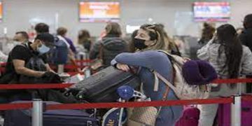 ഒമിക്രോണ്‍  ;  രണ്ട് ദിവസങ്ങള്‍ക്കിടയില്‍ ലോകത്ത് റദ്ദാക്കിയത് 4500 ഓളം വിമാനങ്ങള്‍