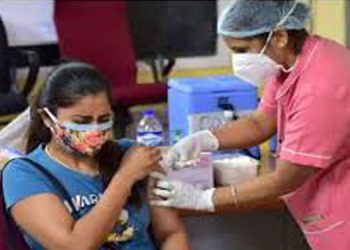 ബൂസ്റ്റർ ഡോസ് ; നൽകുന്നത് ആദ്യം സ്വീകരിച്ച അതേ വാക്‌സിൻ