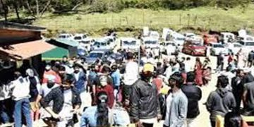 കൊടൈക്കനാലിൽ സഞ്ചാരികളുടെ വൻ തിരക്ക് ; പല ഭാഗങ്ങളിലും വാഹനക്കുരുക്ക്