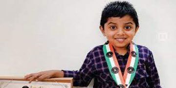 5 മിനിറ്റില്‍ തിരിച്ചറിഞ്ഞത് 134 ജീവികളെ ;  ഇന്ത്യ ബുക്ക് ഓഫ് റെക്കോഡ്‌സില്‍ ഇടംനേടി നാലരവയസ്സുകാരന്‍