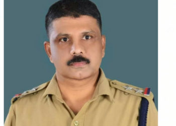 ഷട്ടില്‍ കളിക്കിടെ നാദാപുരം എസ്‌ഐ കുഴഞ്ഞുവീണു മരിച്ചു