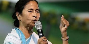 ഗോവ പിടിക്കാന്‍ തന്ത്രവുമായി മമത ; സ്ത്രീകള്‍ക്ക് മാസം 5000 രൂപ വാഗ്ദാനം