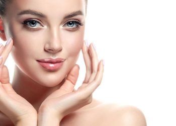 ഉള്ളതിനേക്കാൾ കൂടുതൽ പ്രായം തോന്നുന്നുണ്ടോ ?  ;  എന്നും ചെറുപ്പമായിരിക്കാൻ  ഇതാ  വഴികൾ