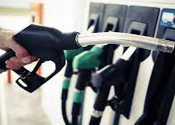 യുഎഇയില് പെട്രോളിനും ഡീസലിനും വില കുറച്ചു