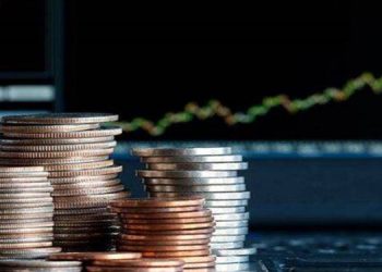 നിക്ഷേപകരുടെ ആസ്തിയില് വന് വര്ധന ; സെന്സെക്സ് 384.72 പോയിന്റ് ഉയര്ന്നു