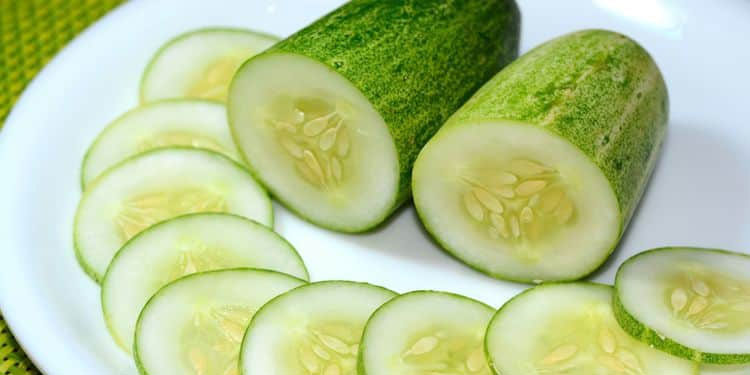 മുഖസൗന്ദര്യത്തിന് വെള്ളരിക്ക ; ഉപയോ​ഗിക്കേണ്ടത് ഇങ്ങനെ