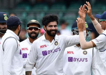 ദക്ഷിണാഫ്രിക്കന് പര്യടനത്തിന് മുമ്പ് ഇന്ത്യക്ക് തിരിച്ചടി ; മൂന്ന് പ്രമുഖ താരങ്ങള്ക്ക് പരിക്ക്