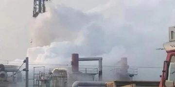 ഗുജറാത്തില്‍ വിഷവാതകം ശ്വസിച്ച് 6 പേര്‍ മരിച്ചു ; 20 പേര്‍ ആശുപത്രിയില്‍