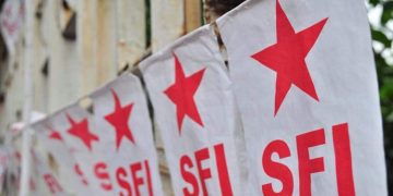 വടകരയിലെ സ്‌കൂളില്‍ എസ്എഫ്‌ഐക്കാരും നാട്ടുകാരും തമ്മില്‍ സംഘര്‍ഷം