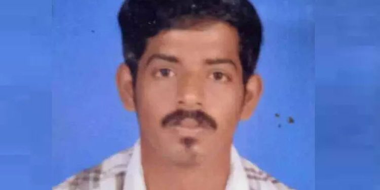 ബൈക്കും ലോറിയും കൂട്ടിയിടിച്ച് യുവാവ് മരിച്ചു