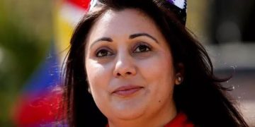 മുസ്ലിം ആയതിനാൽ മന്ത്രിസഭയിൽനിന്ന് പുറത്തായെന്ന് ബ്രിട്ടീഷ് വനിത എം.പി