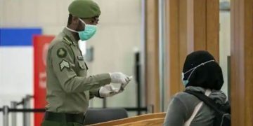 കൊവിഡ് പ്രതിസന്ധി ;  പ്രവാസികളുടെ ഇഖാമയും റീ – എൻട്രി കാലാവധിയും നീട്ടും