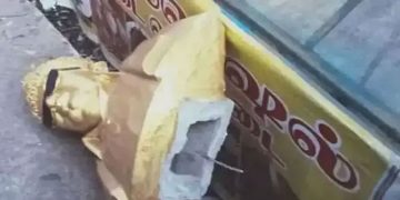 എം.ജി.ആറിന്‍റെ പ്രതിമ തകർത്ത സംഭവത്തിൽ നടപടി ആവശ്യപ്പെട്ട് എ.ഐ.എ.ഡി.എം.കെ