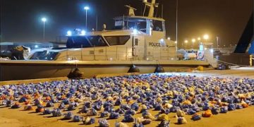 ഒമാനില്‍ വൻ മയക്കുമരുന്ന് വേട്ട ;  ബോട്ടില്‍ കടത്താന്‍ ശ്രമിച്ച ‘ ഖാത്ത് ‘ പിടിച്ചെടുത്തു