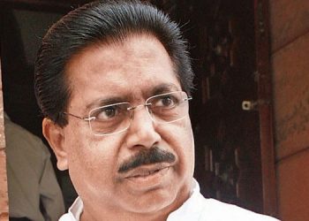 സിൽവർ ലൈൻ :   പ്രതിപക്ഷ സമരം രാഷ്ട്രീയം  ;  ബിനോയ് വിശ്വത്തിനെതിരെയും പിസി ചാക്കോ