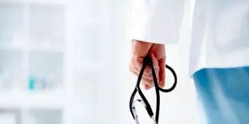 പരിശോധനക്കിടെ ലൈംഗികാതിക്രമം ;  ഡോക്ടർക്കെതിരെ പരാതി നൽകി യുവതി