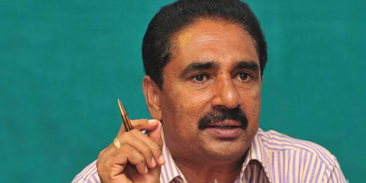 ഇടുക്കി കൊലപാതകം : പ്രതിഷേധത്തിനിടെ പ്രേമചന്ദ്രൻ എംപിയുടെ വാഹനമാക്രമിച്ചെന്ന് പരാതി