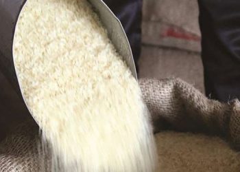 ഇ പോസ് മെഷീൻ പണിമുടക്കി ;   സംസ്ഥാനത്ത് റേഷൻ വിതരണം പ്രതിസന്ധിയിൽ