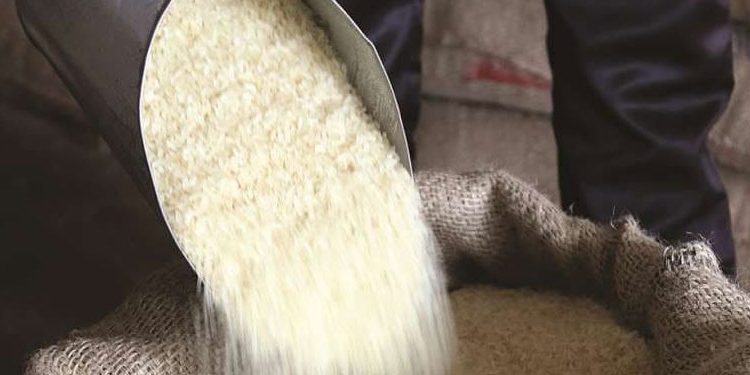 ഇ പോസ് മെഷീൻ പണിമുടക്കി ;   സംസ്ഥാനത്ത് റേഷൻ വിതരണം പ്രതിസന്ധിയിൽ