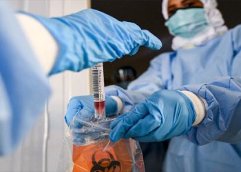 ദുബായില്‍ കോവിഡ് പരിശോധനാകേന്ദ്രങ്ങളില്‍ തിരക്ക്