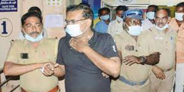 117 പവന്‍ സ്വര്‍ണവും 32 ലക്ഷം രൂപയും നല്‍കി ;  സ്ത്രീധനത്തിന്റെ പേരിൽ ഭാര്യയെ പീഡിപ്പിച്ച  ഡോക്ടര്‍ അറസ്റ്റിൽ